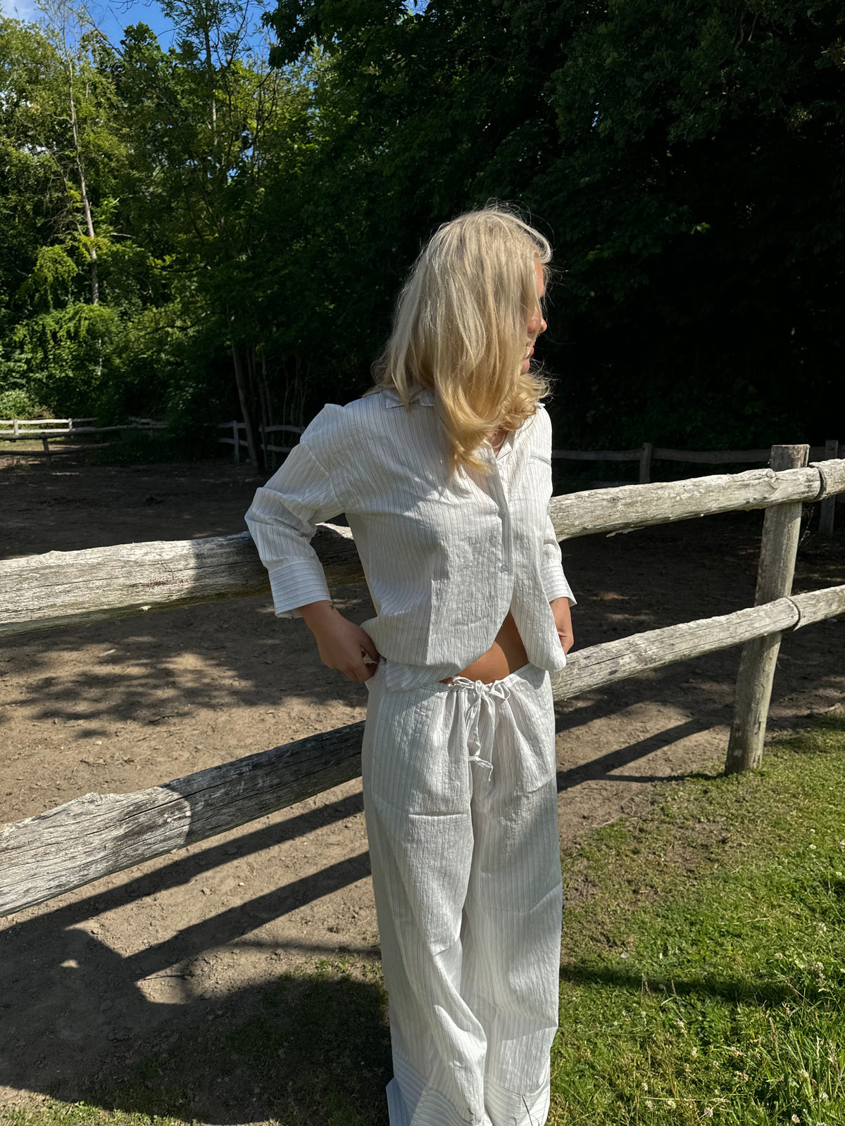 Alina shirt with black stripes - White